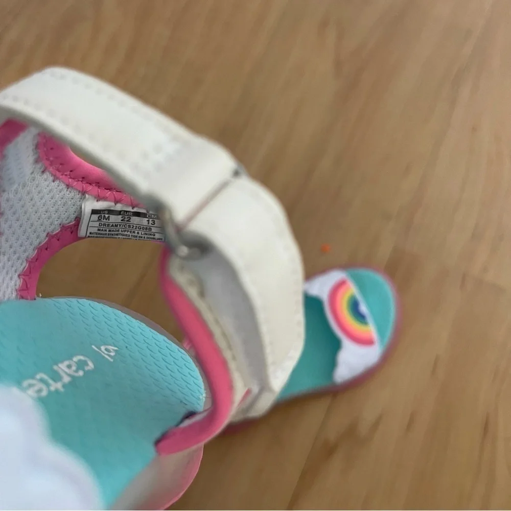 Nwot Carters Dreamy Girls Rainbow Light Up Sandals